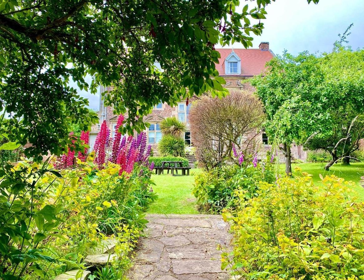 Ruswarp Hall - (adults Only) 4* Whitby