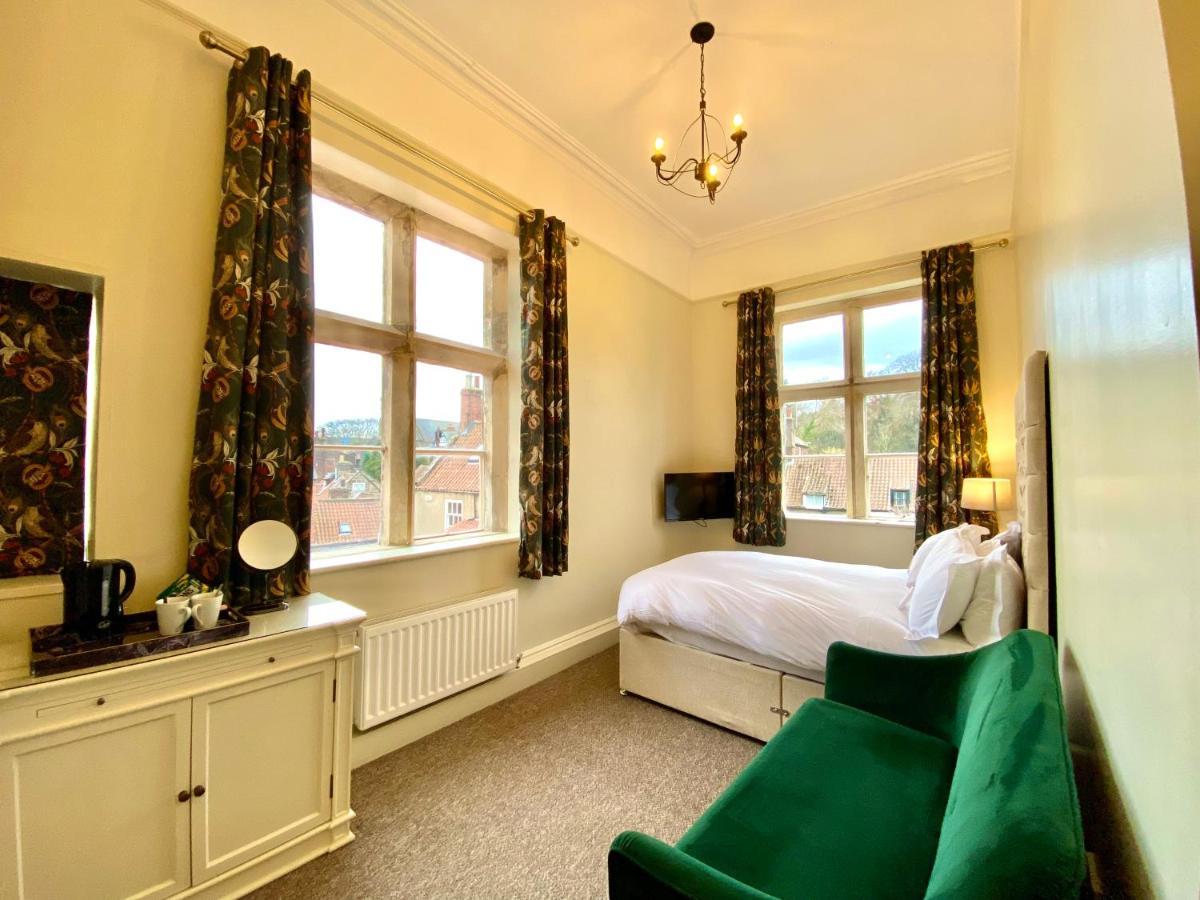 Gasthuis Ruswarp Hall - (adults Only) Whitby