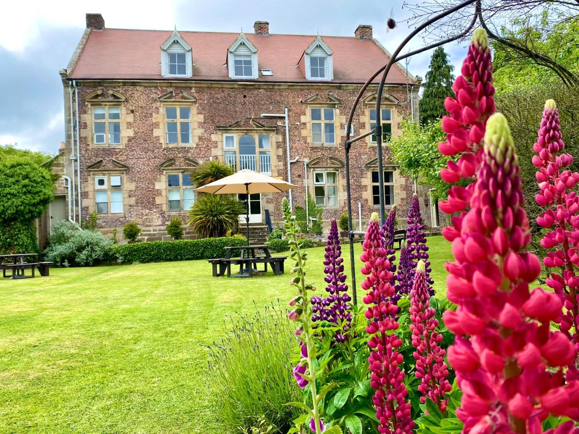 Ruswarp Hall - (adults Only) Gasthuis Whitby